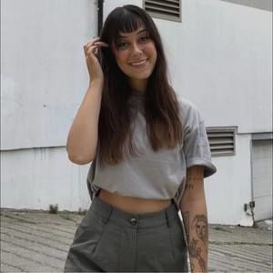 Meet your Posher, Rosalie